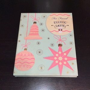 Too face eggnog latte pallet